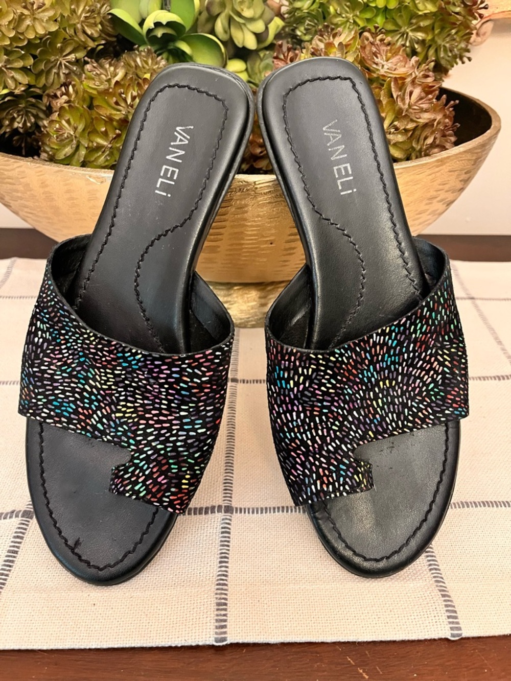 Vaneli Leather Flat Slides Size 8.5N Multicolor Sprinkle Print EUC Summer Resort